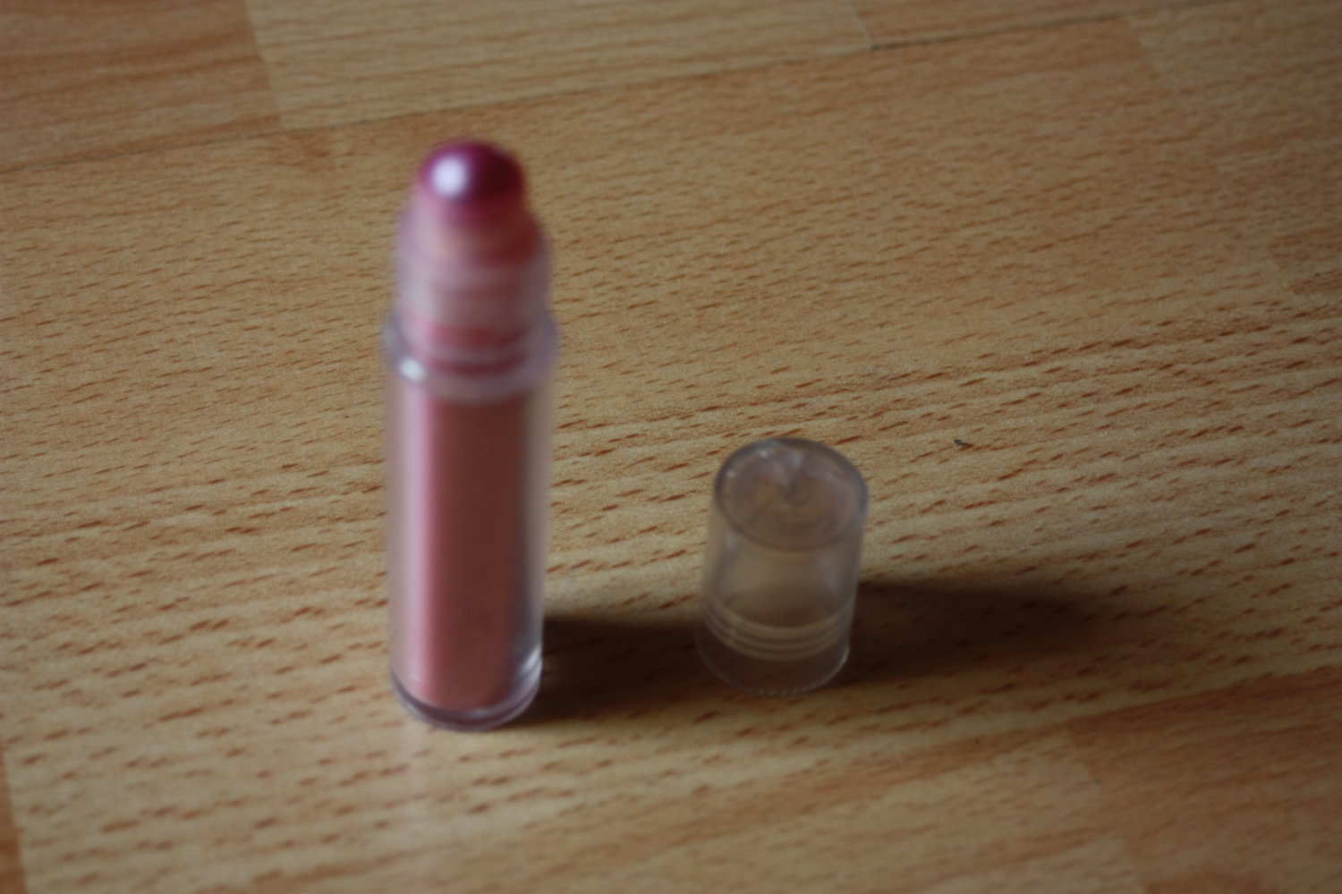 Rosa Lippenroller, kaum benutzt