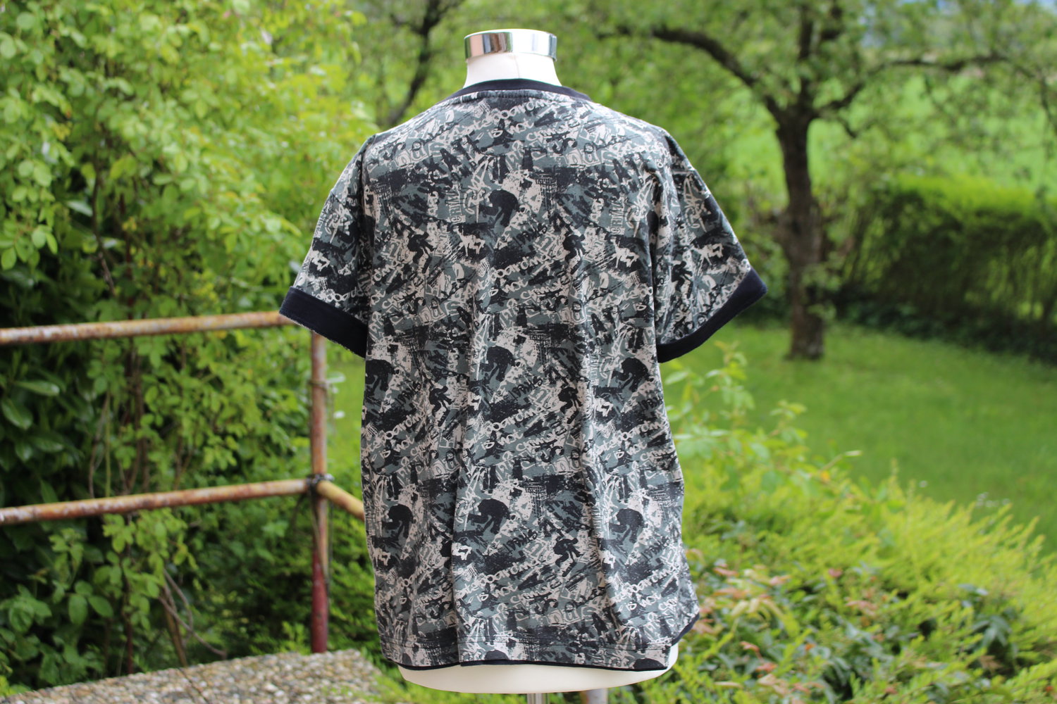 T-Shirt mit Muster