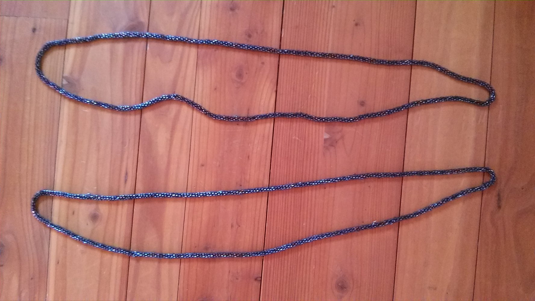 Kette, Perlen, grau