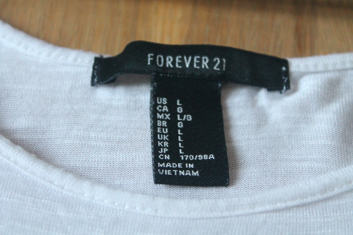 Spitzen Oberteil in creme-weiß von Forever 21!