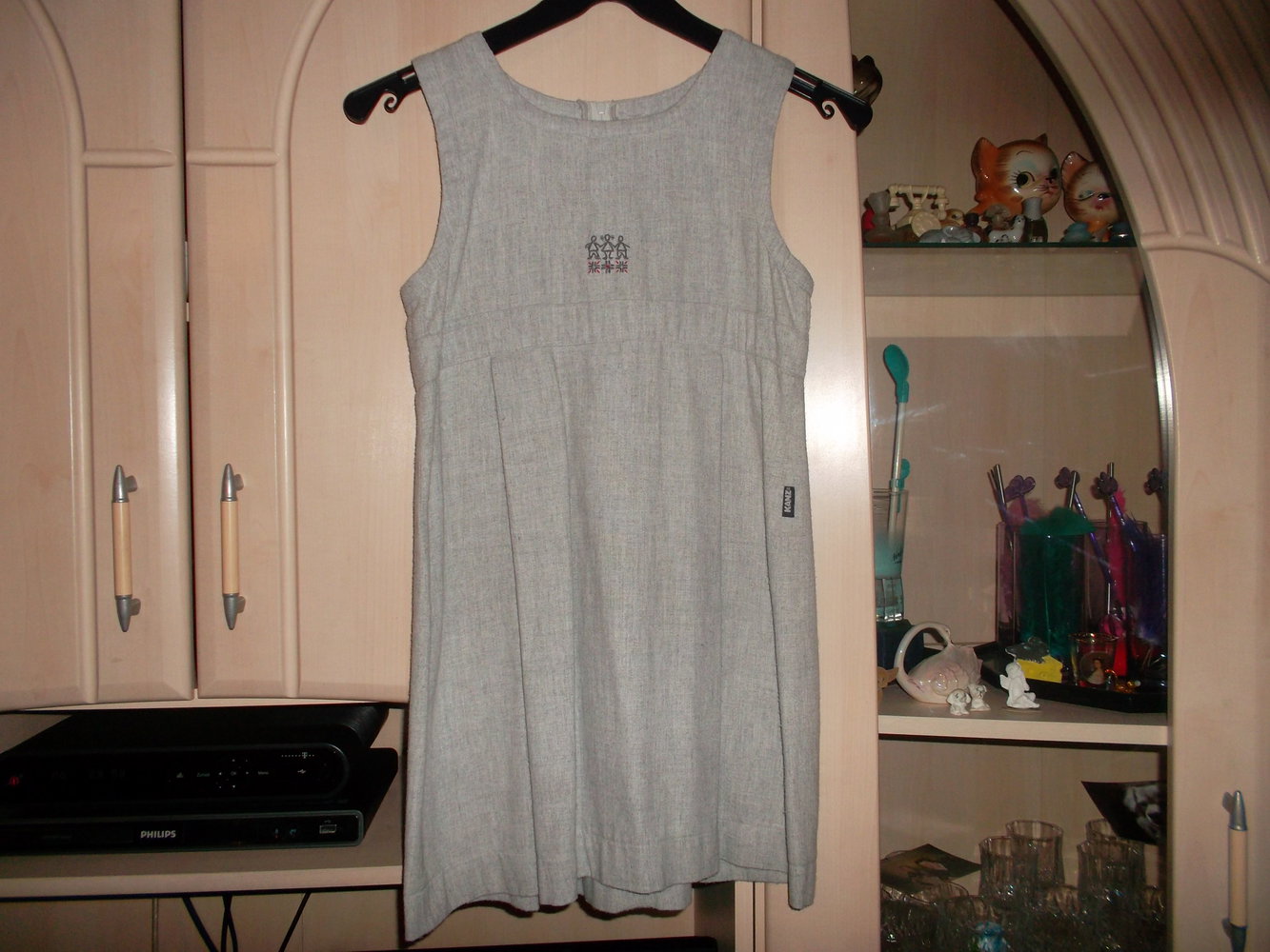kleid von kanz,grösse 140,grau