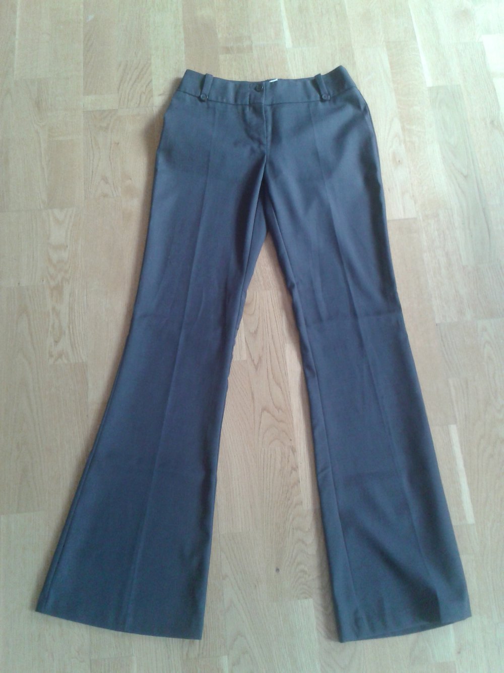 Hose schick braun