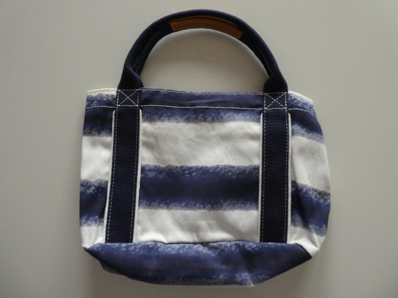 NEU – Esprit – kleine Tragetasche, gestreift in blau und weiß