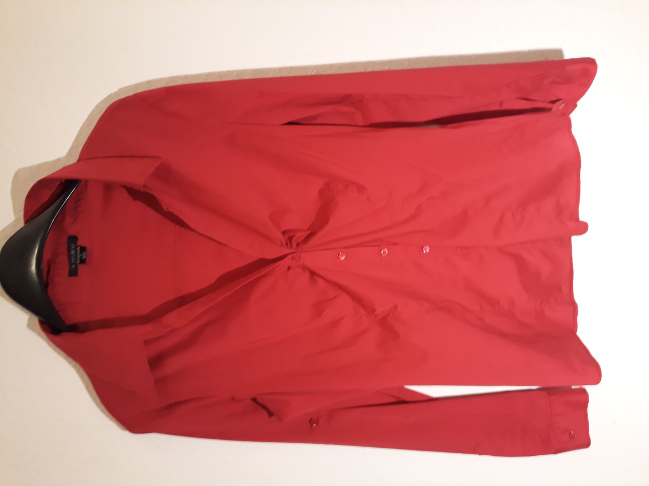 Hübsche rote Bluse von Amisu
