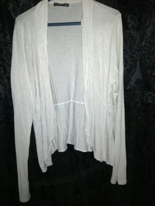 Cremefarbener Cardigan