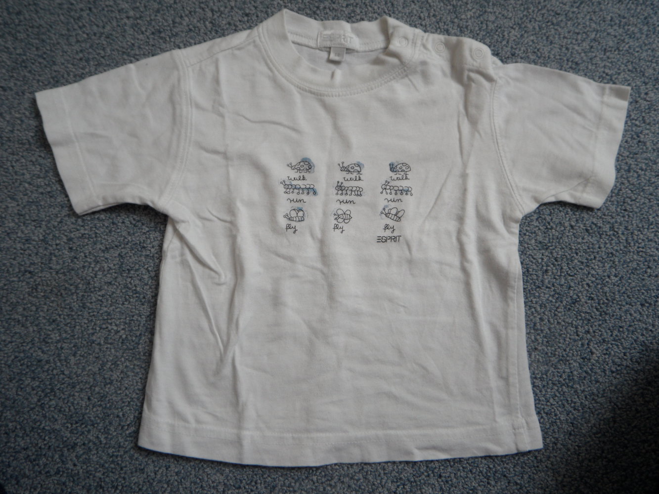 Esprit T-Shirt mit Krabbeltieren