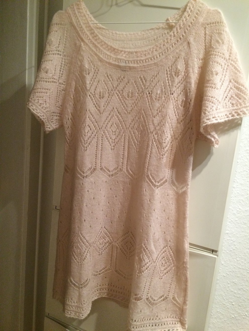 kurzes Häkelkleid