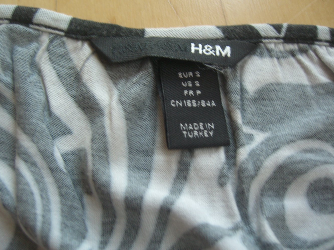 H&M gemustertes Tunikashirt