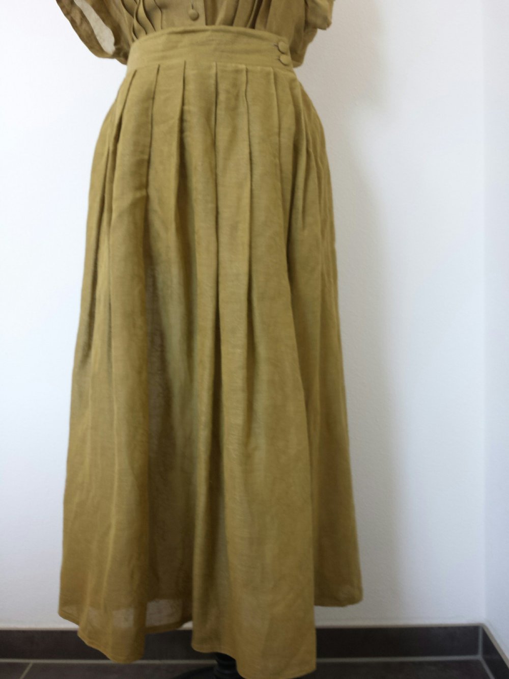 Traumhaftes klassisches Kleid 