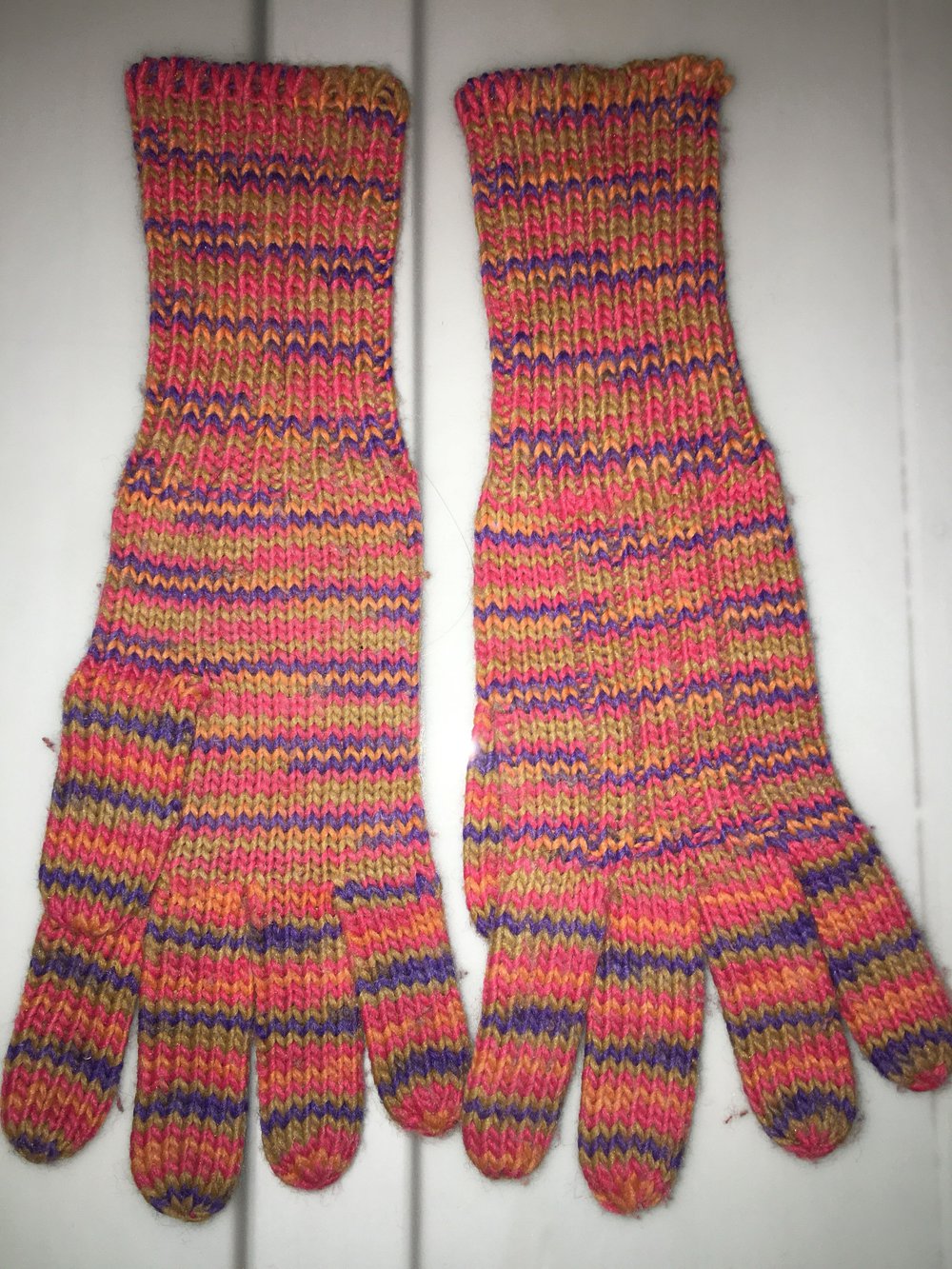 Set mit Schal und Handschuhen