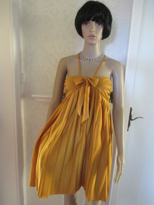 NEU Pliseé- Falten Baby- Doll Cocktail Ausgeh Spagetthi- Träger Kleid 