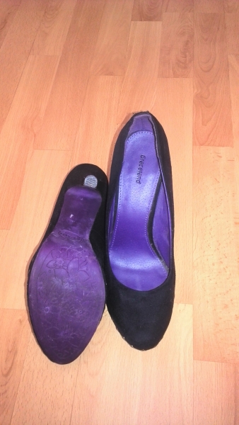 Nieten Pumps