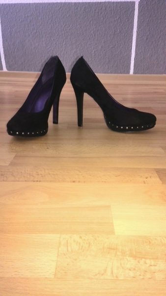 Nieten Pumps