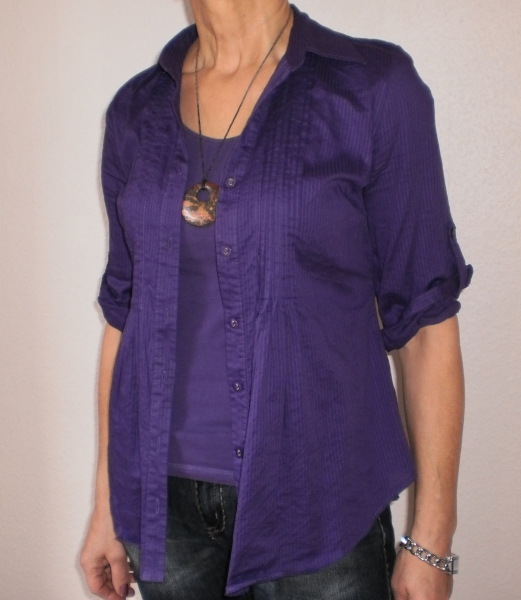 Lila Kultbluse mit Streifenstyle von Canda/C & A!