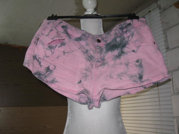 *** Batik ~ Shorts ~ Sexy ***