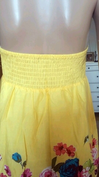 Wunderschöne Sommer Kleid in Blumenprint