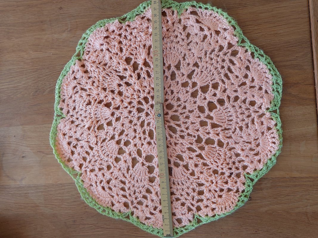 Tischdecke Ananasmuster gehäkelt