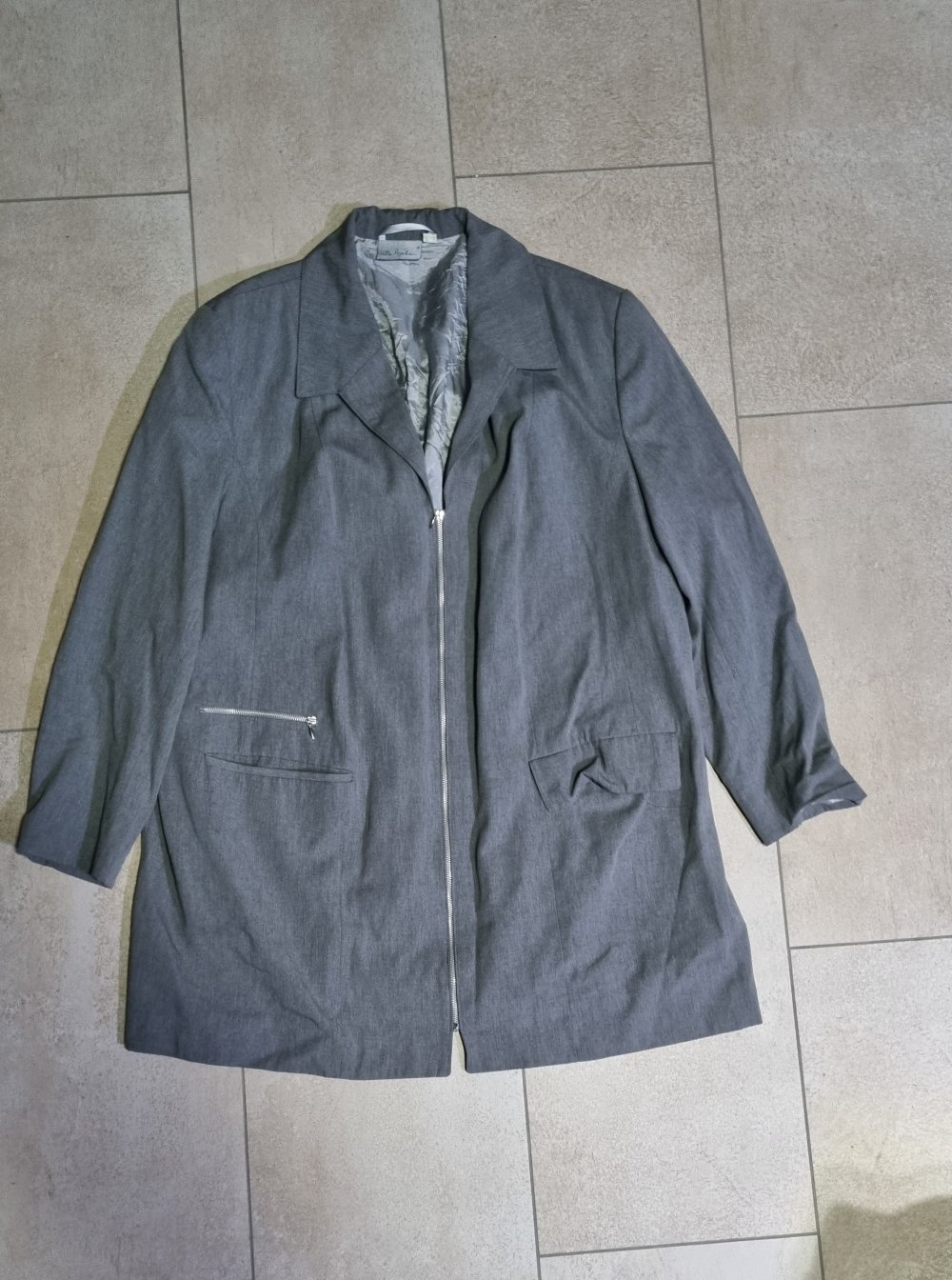 Graue Blazerjacke 