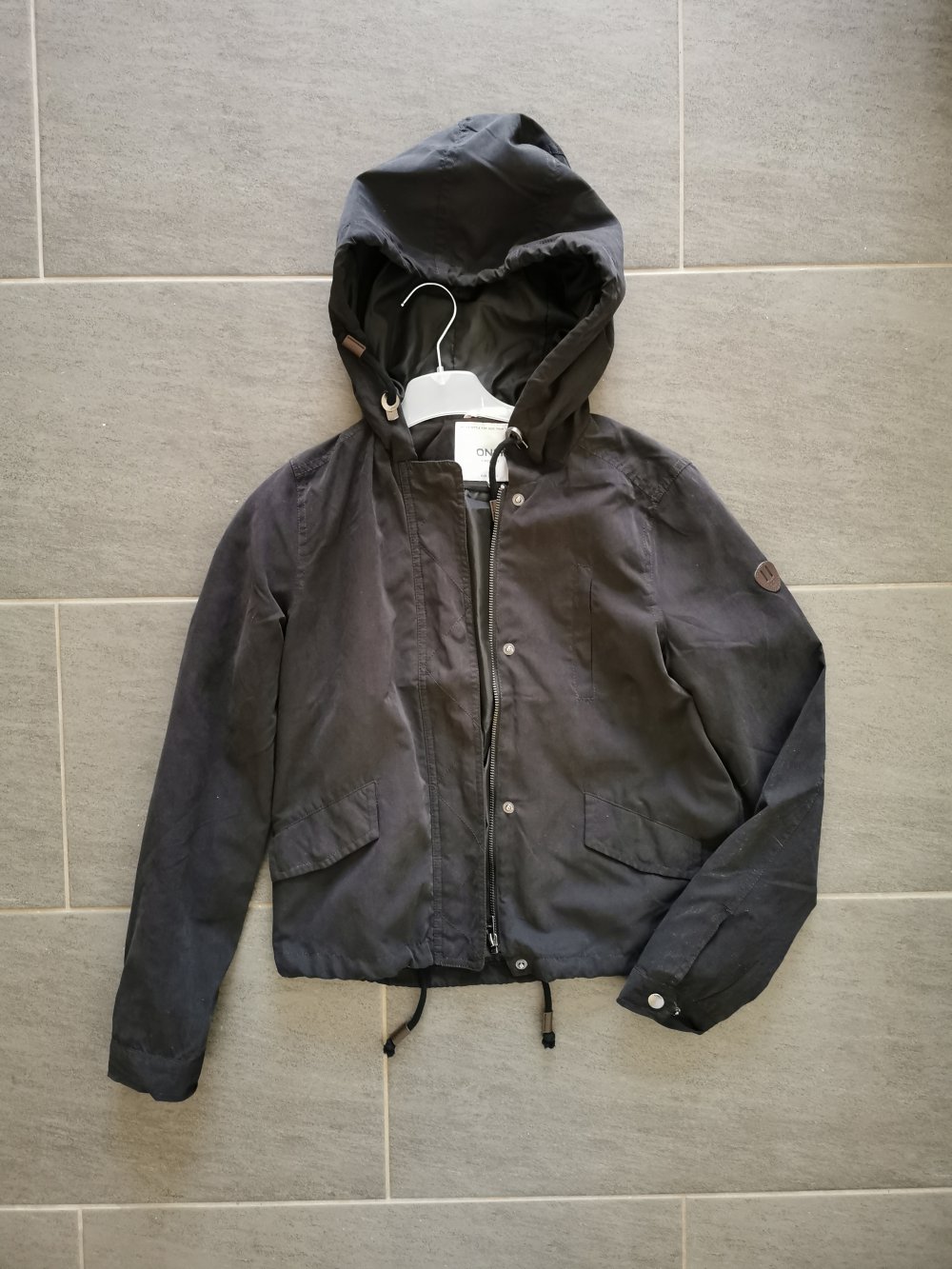 Neue Jacke Only 
