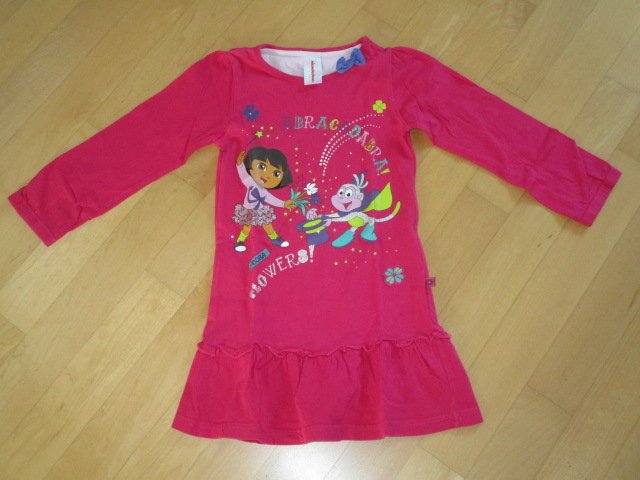 Süßes Kleidchen Gr.110 Dora explorer