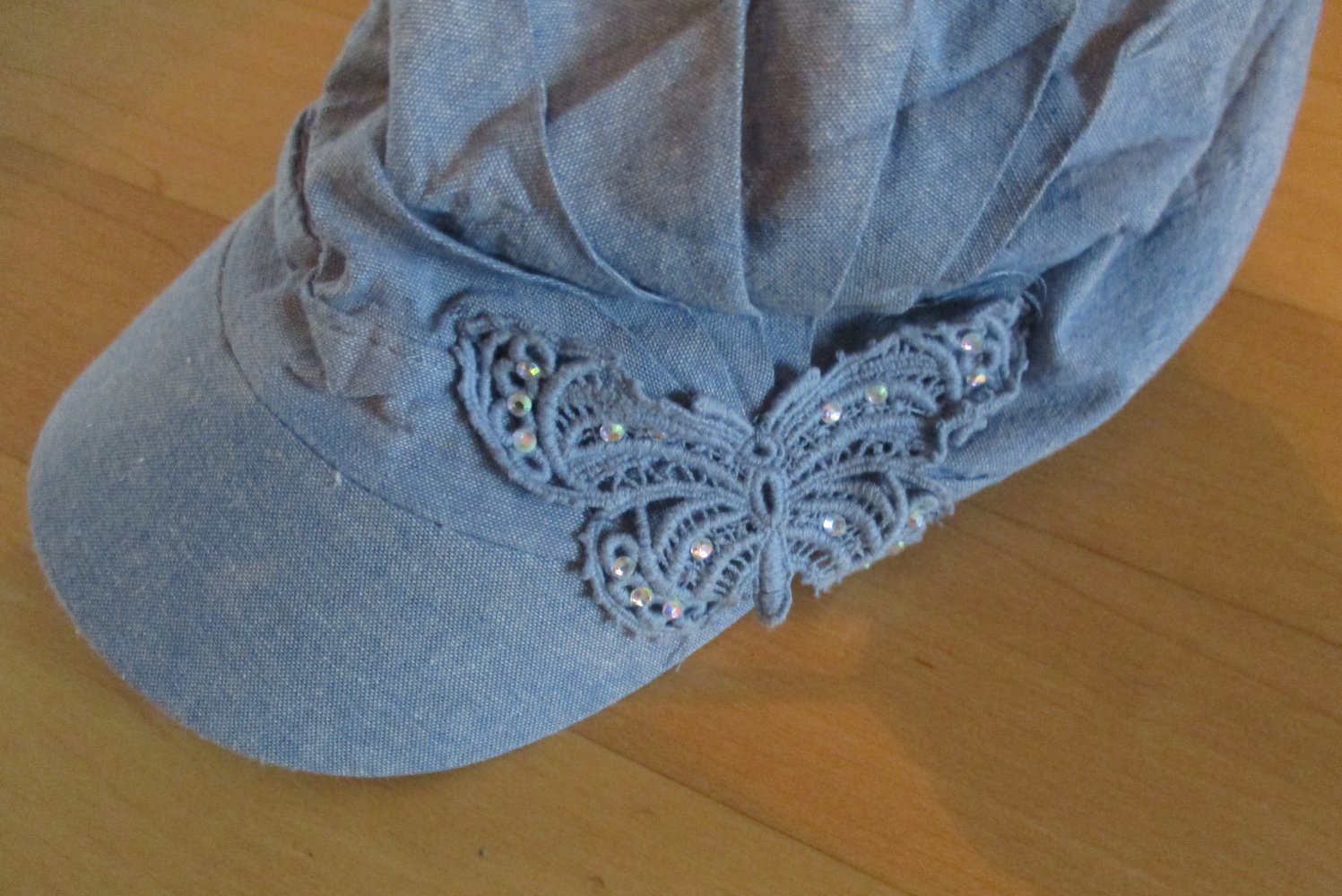 Süße Kappe jeans look Schmetterling
