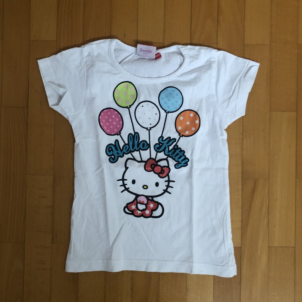 T-Shirt Hello Kitty mit Luftballons Gr. 116/122 Glitzer
