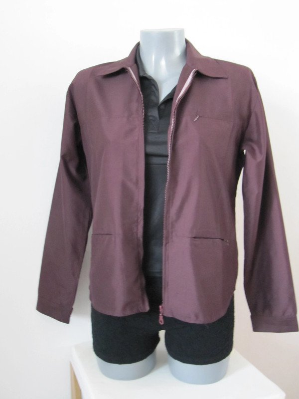 True vintage Blusenjacke Gr.S brombeer