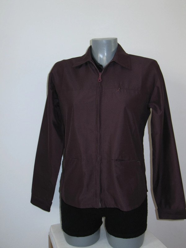 True vintage Blusenjacke Gr.S brombeer