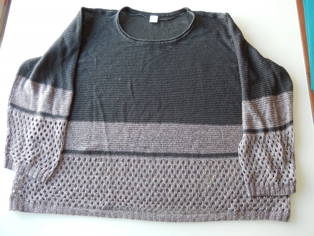 Strickpullover mit Glitzergarn