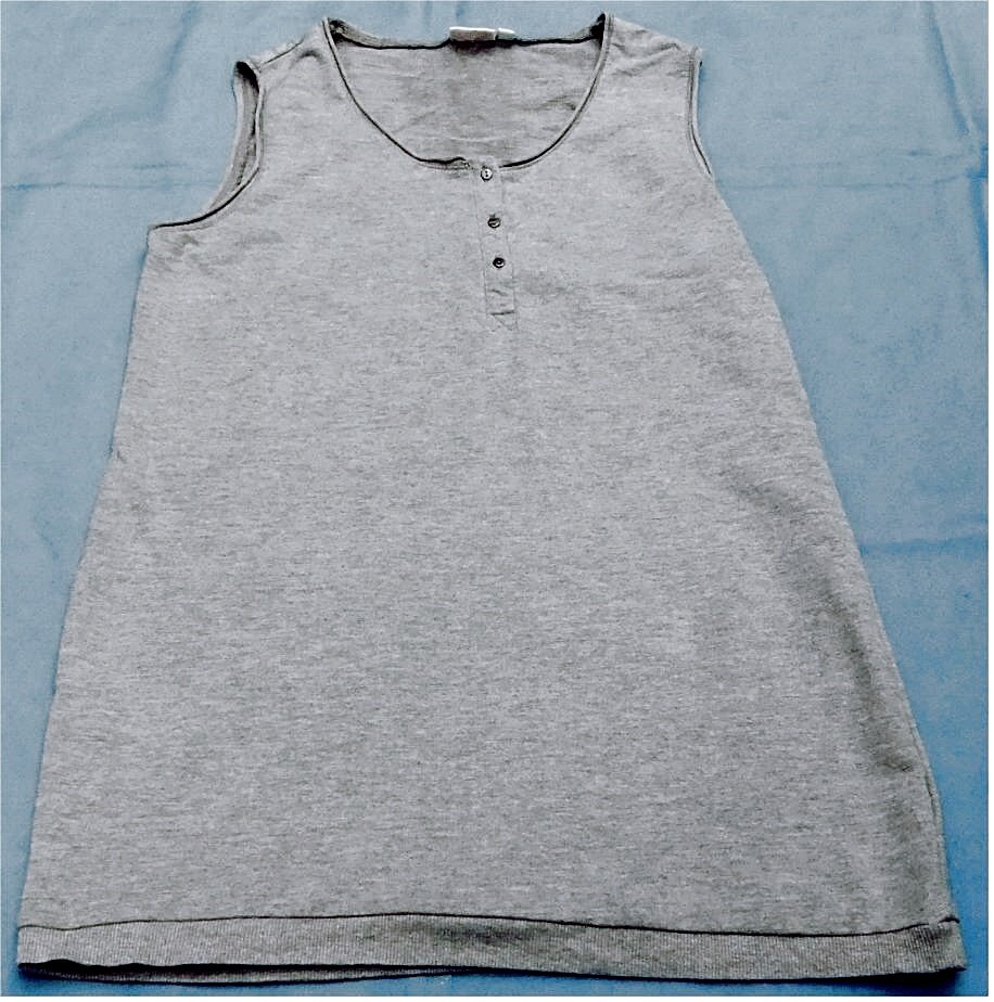 langes ärmelloses T-Shirt mit Knopfleiste - von Outfit Classic - Größe 40 - grau