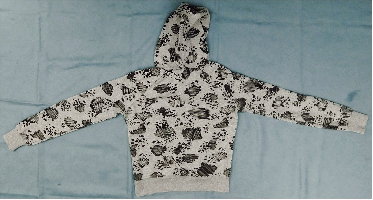 Kapuzen-Pullover / Überzieher Divided von H & M - Größe 38 - grau mit Muster 
