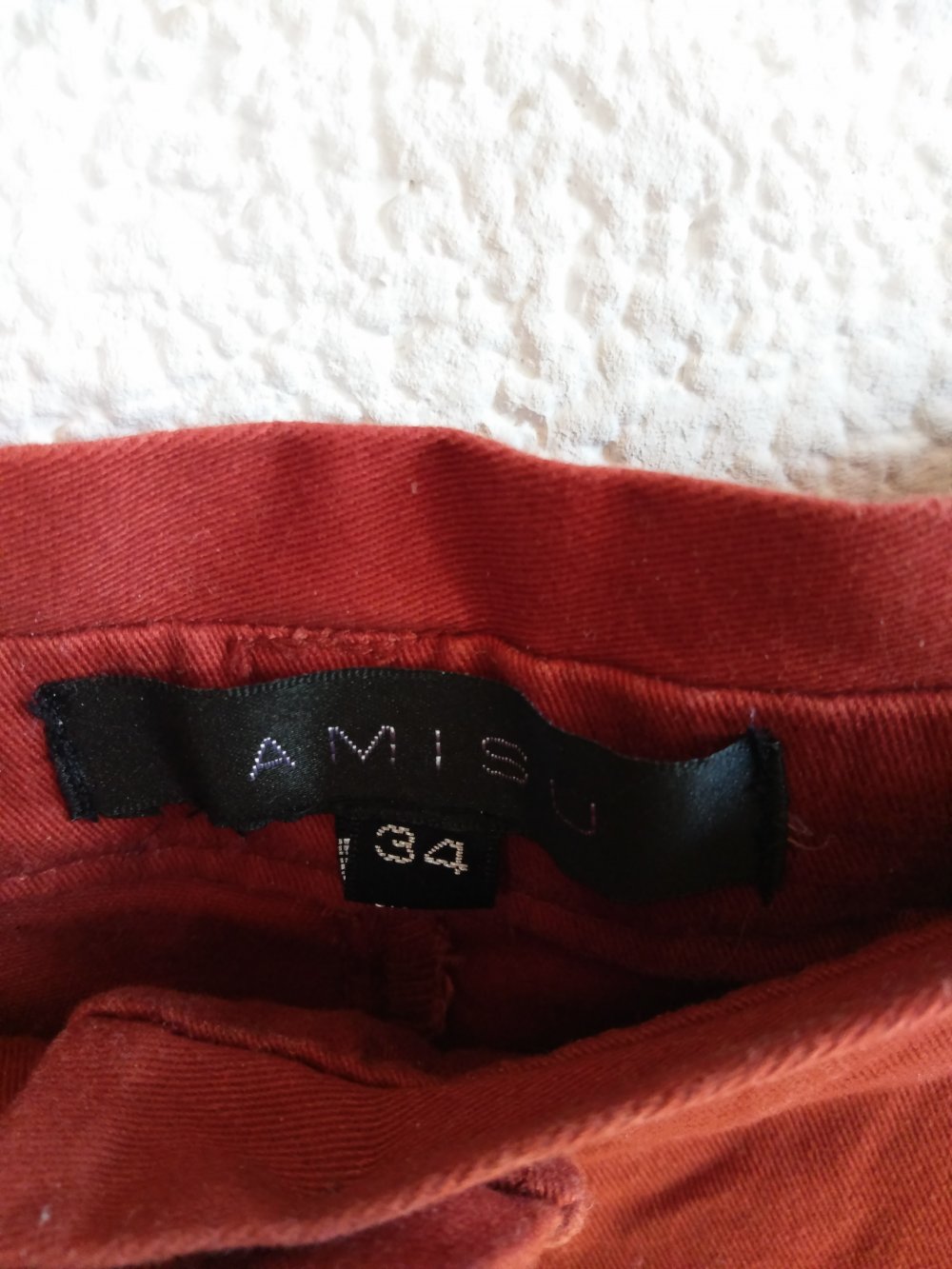 Rotbraune Shorts von Amisu Größe 34