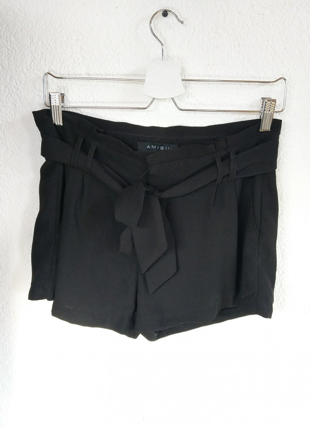 Schwarze Shorts/ Paperbag Hose von Amisu Größe 36/38