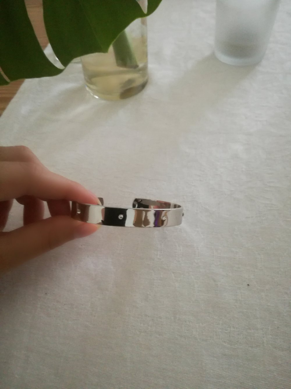 Armreif silber mit Steinchen