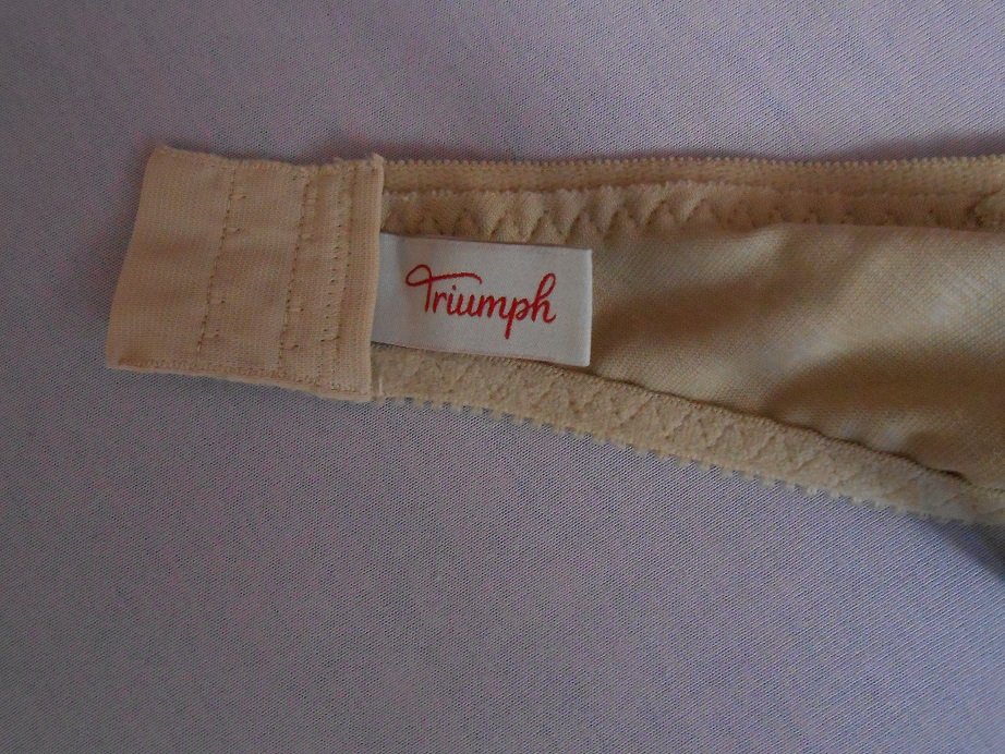 BH Triumph Gr. 80 C hautfarben
