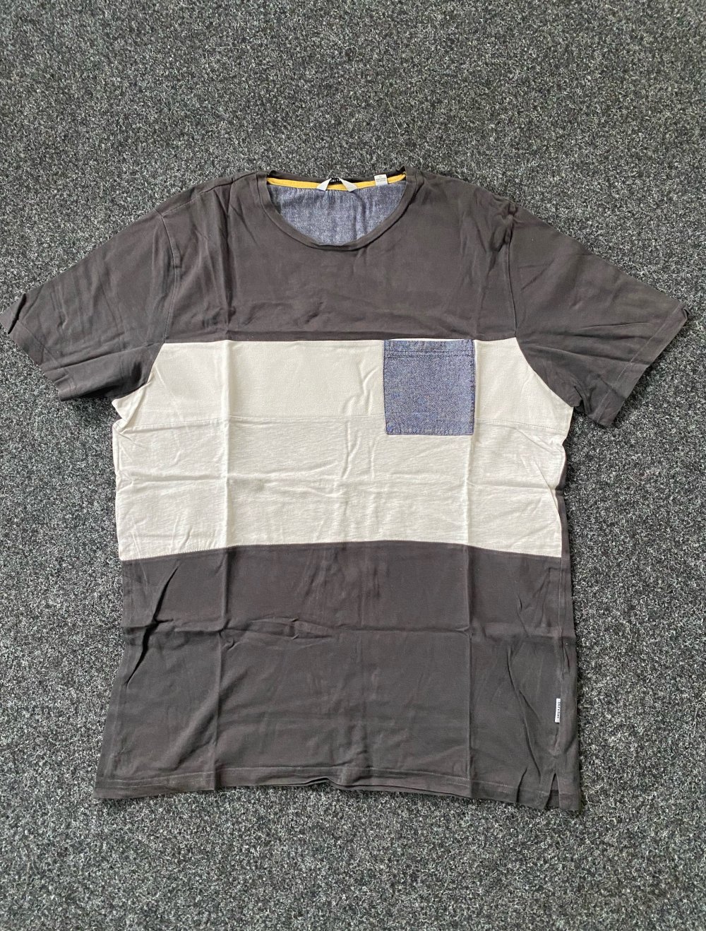 Gestreiftes T-Shirt