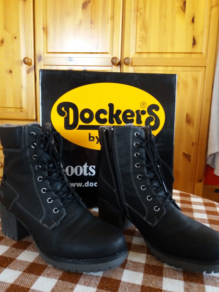 NEU! Dockers Stiefelette, Gefüttert, 5 cm Blockabsatz, Gr. 41