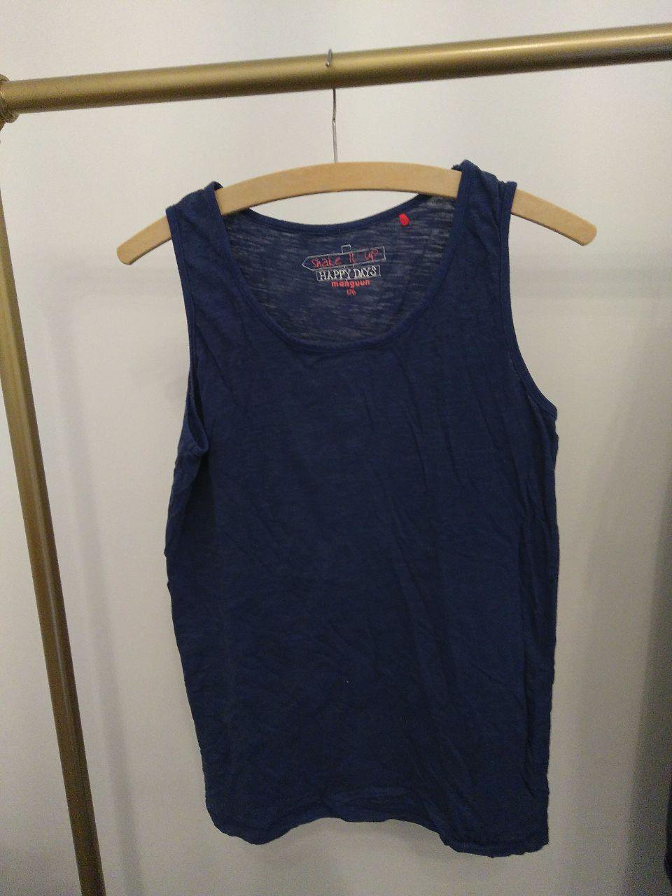 leichtes blaues Tanktop