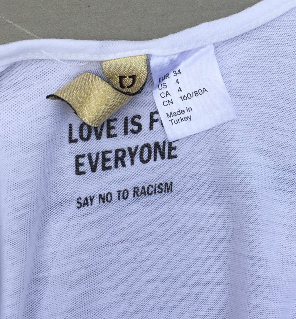 Tanktop Love is for everyone / say No to racism