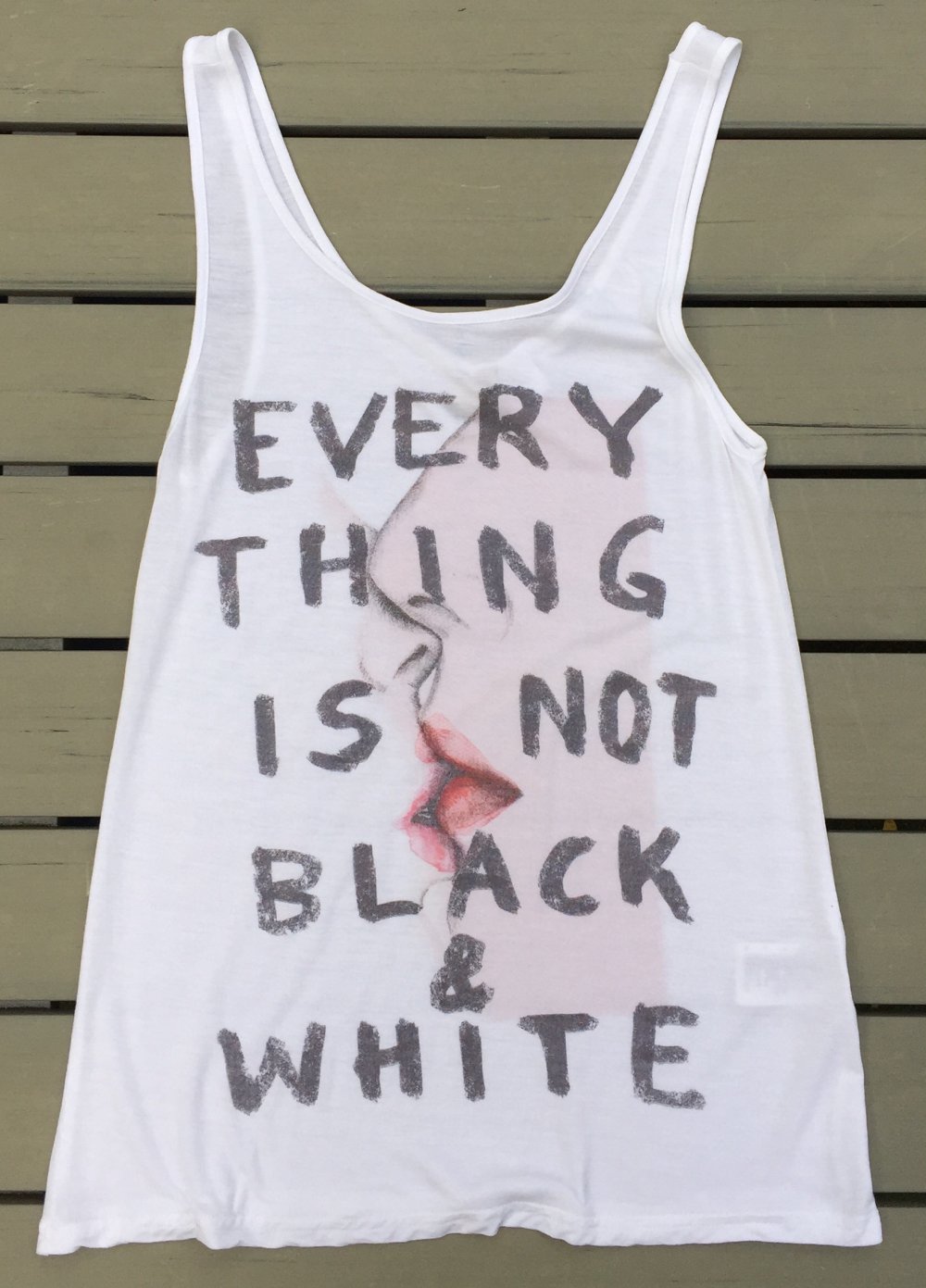Tanktop Love is for everyone / say No to racism