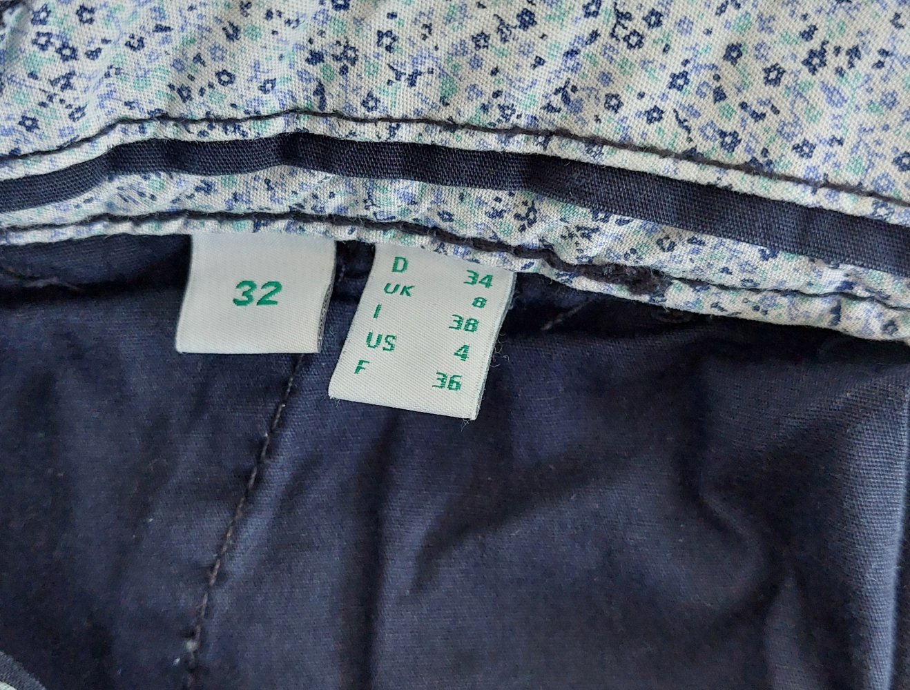 Chino von Esprit Größe 34/32