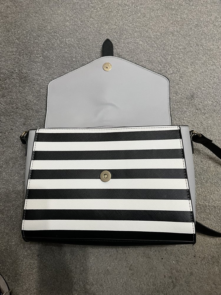 Umhängetasche schwarz weiß grau – sehr guter Zustand