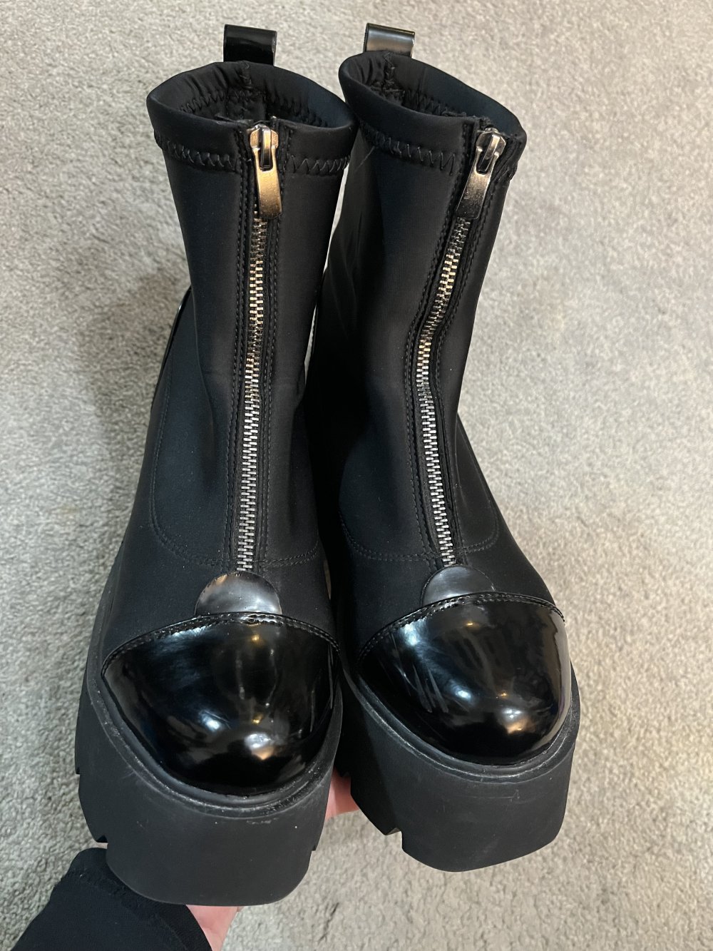 Plateau Schlupfstiefeletten – Lack, Stretch, schwarz, Größe 37 – guter Zustand 