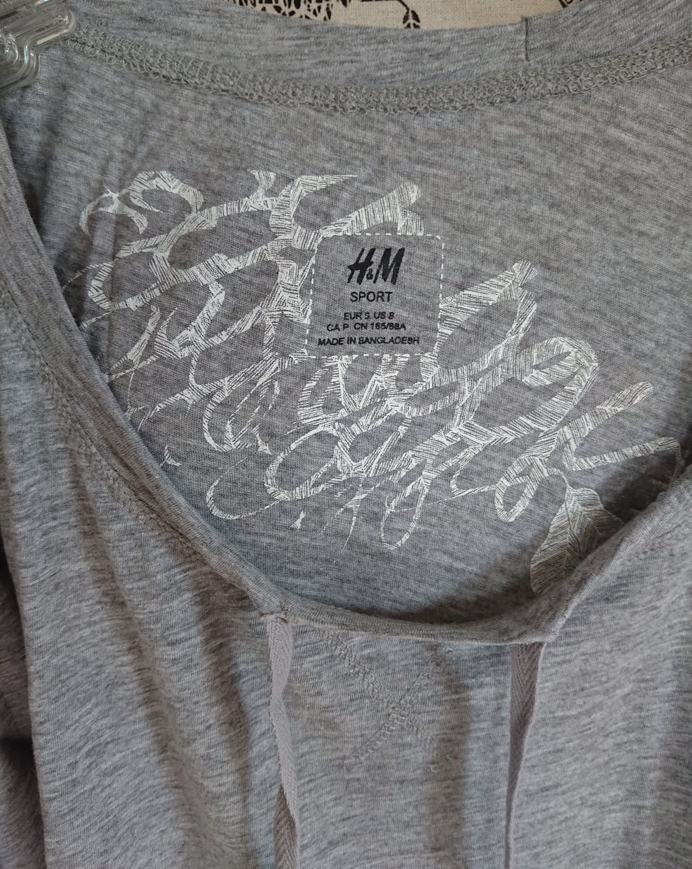 luftiges, graues Langarmshirt Sweater