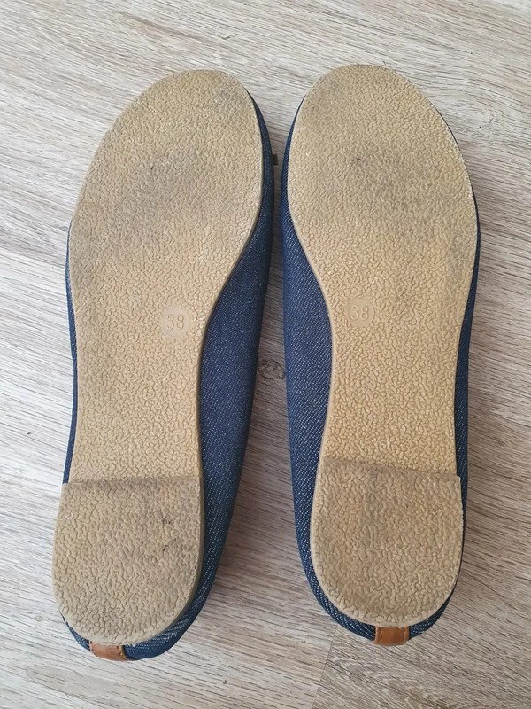 Neuwertige Ballerinas in Jeansoptik Gr. 38