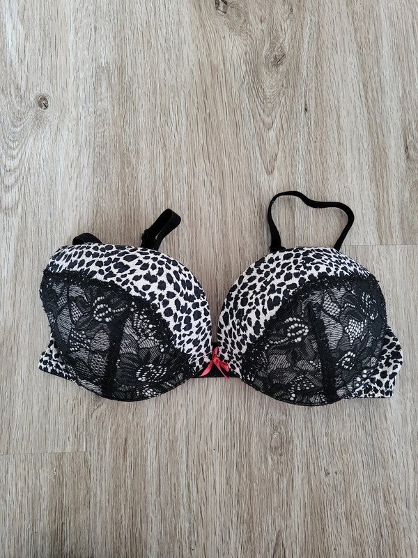 Push-Up BH mit Spitze Gr. 80B