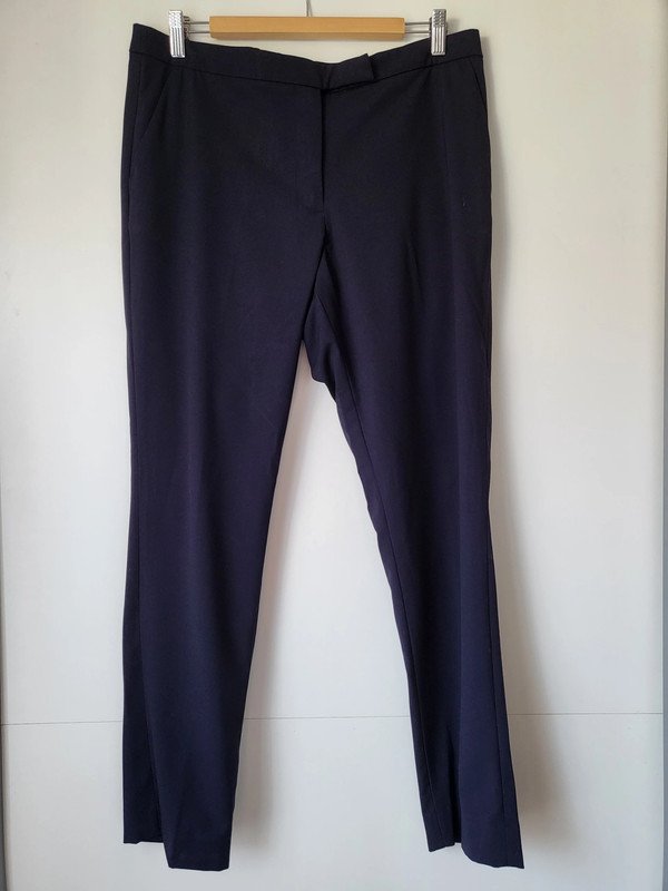 Schicke dunkelblaue Business-Hose von H&M Gr. 44