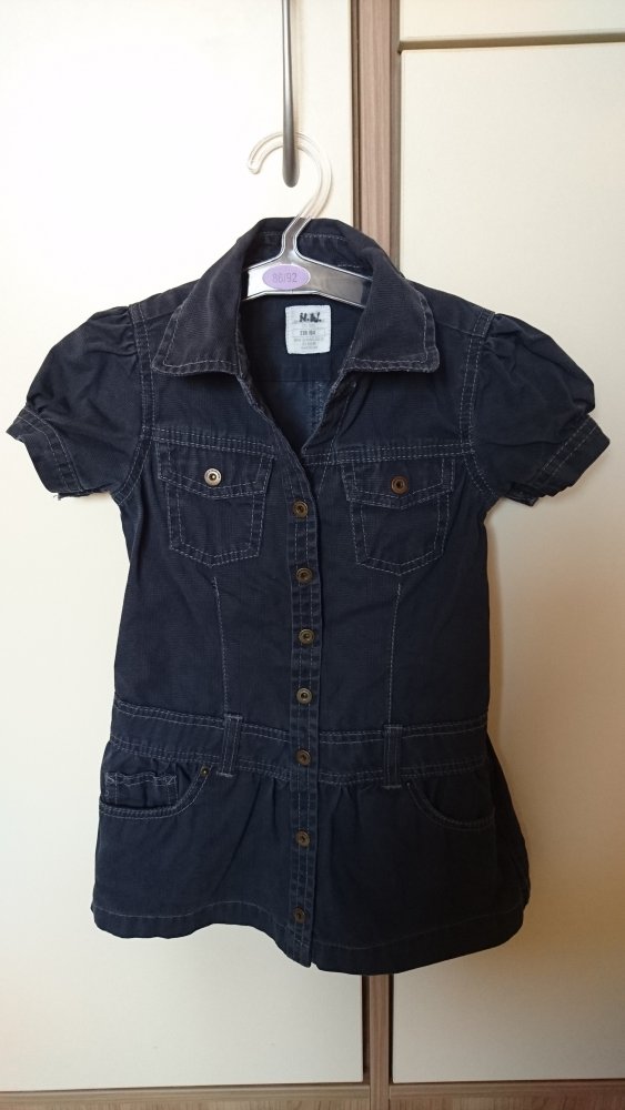 Neuwertiges Blusenjeanskleid in Gr.104 von H&M in dark blue denim
