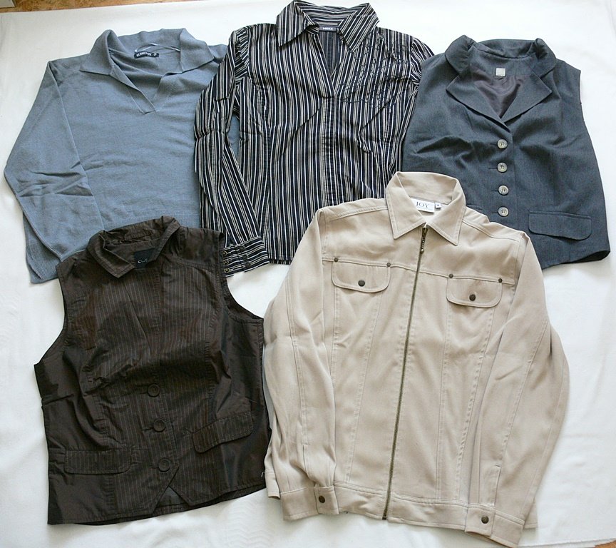 Klamottenpaket in 38 - 11 Teile - Shirts, Bluse, Weste,Jacke