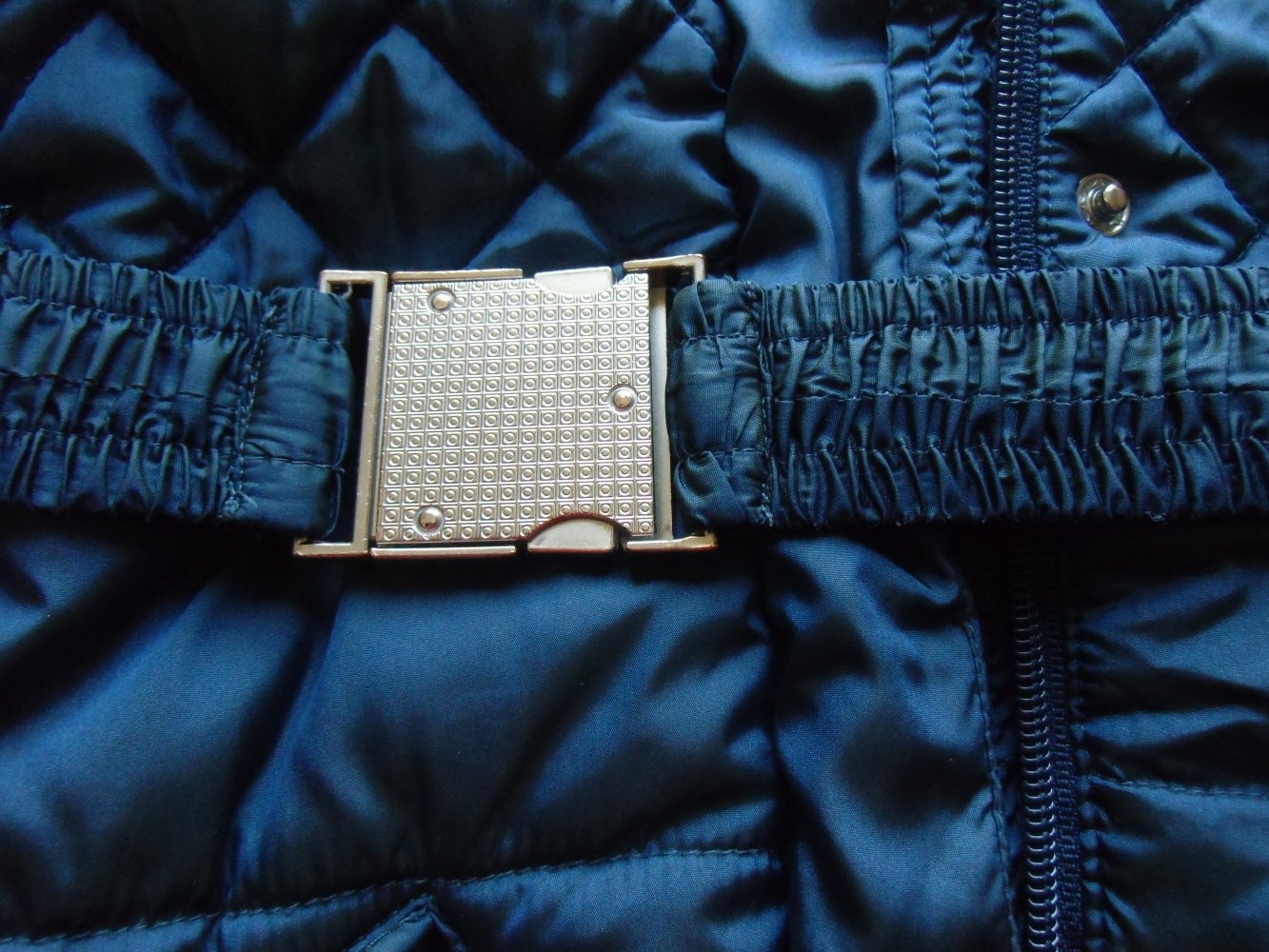warme Jacke, Mantel, Steppmantel mit Kapuze